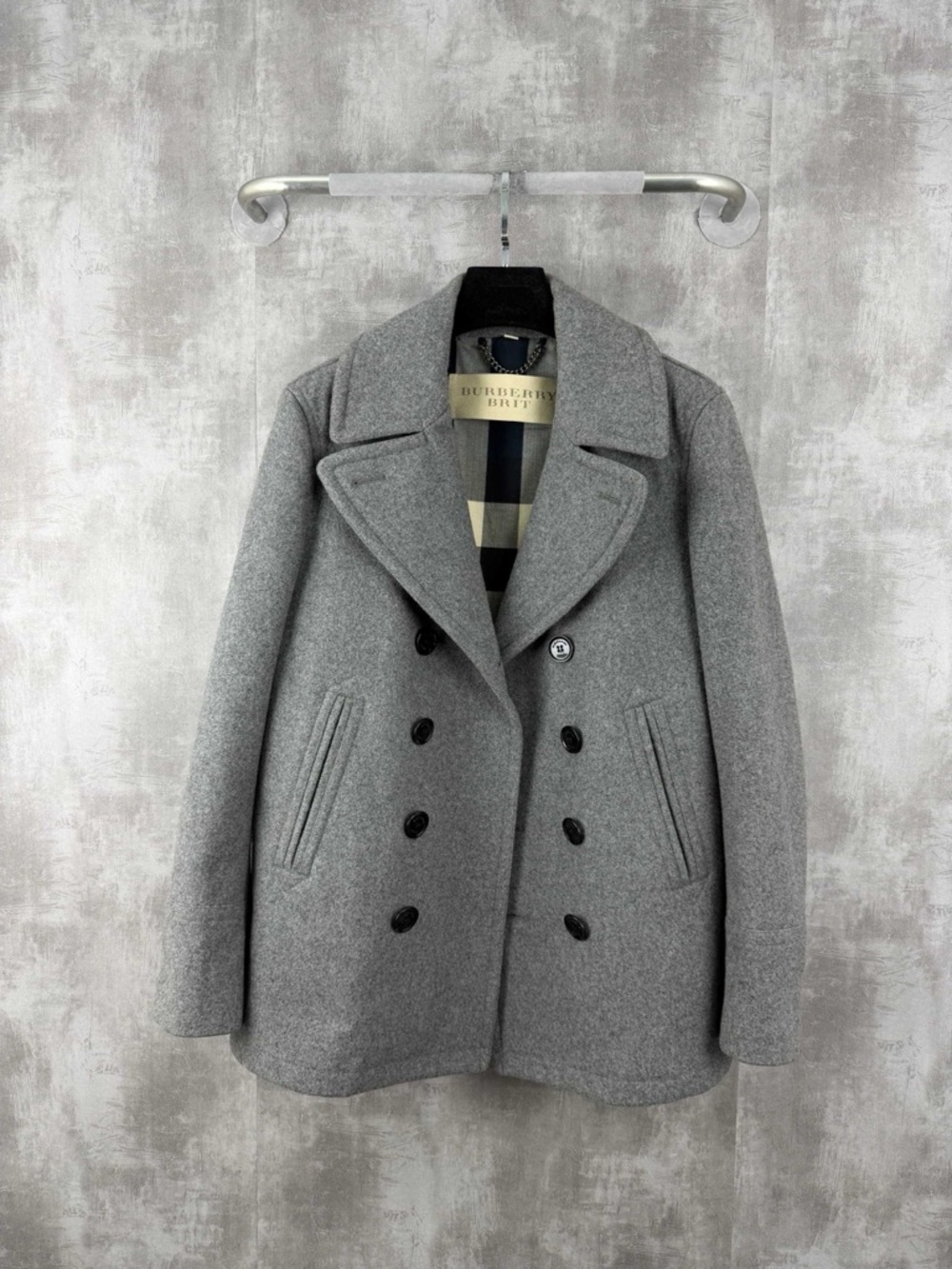 🚩steal Burberry Gray Double-Breasted Wool Peacoat with Check Lining